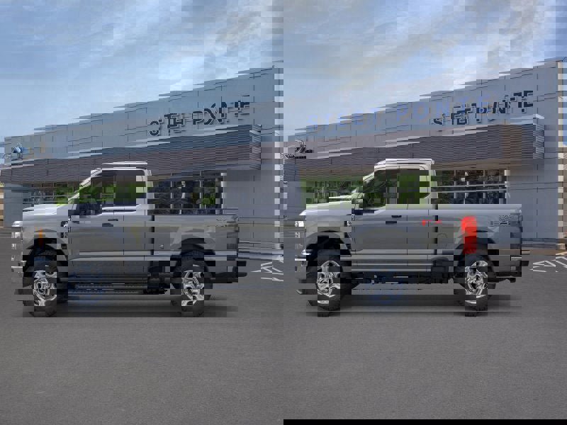 New 2026 Ford F350 XLT image 3