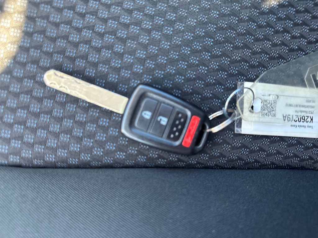Used 2020 Honda Fit LX image 29