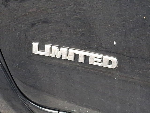 Used 2010 Toyota RAV4 Limited image 10