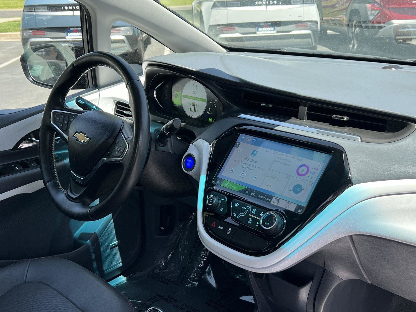 Used 2018 Chevrolet Bolt Premier w/ Driver Confidence II Package FWD image 20