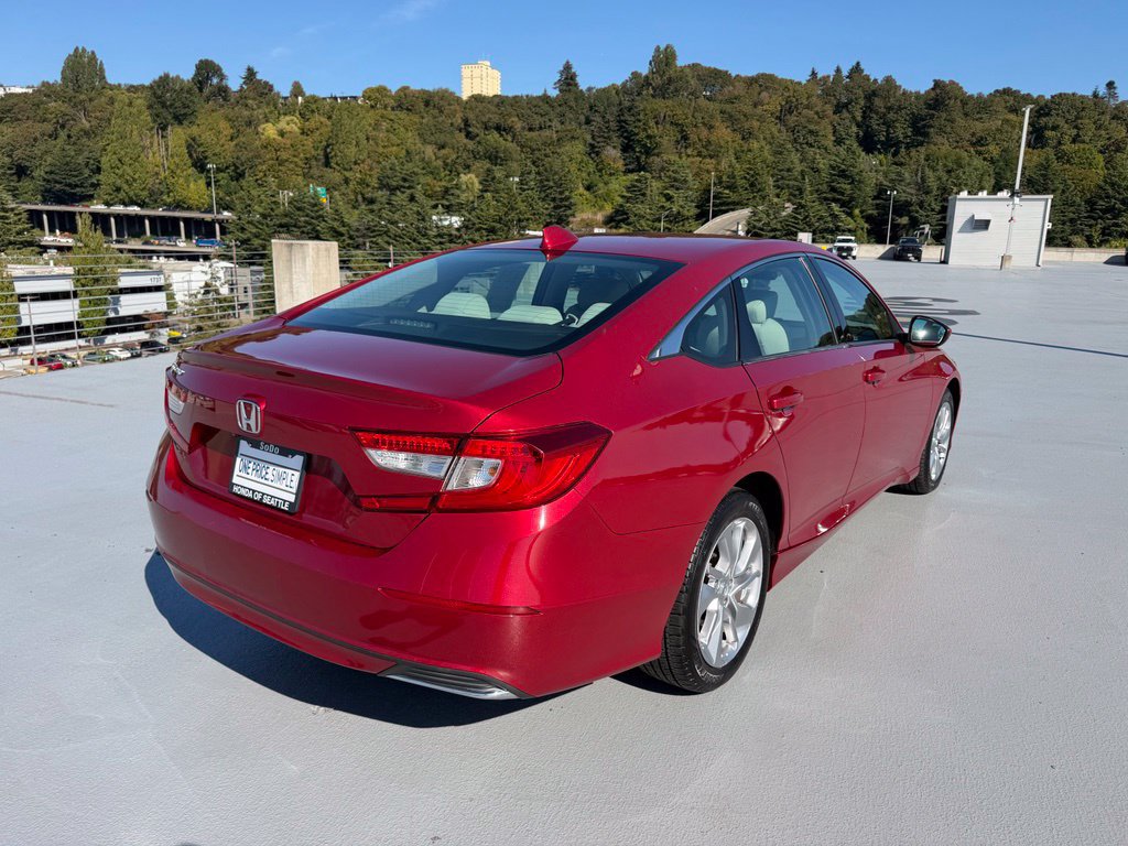 Used 2018 Honda Accord LX image 3
