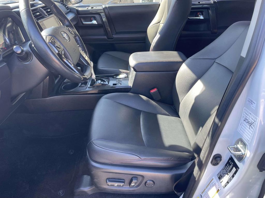 Used 2024 Toyota 4Runner TRD Off-Road Premium image 10