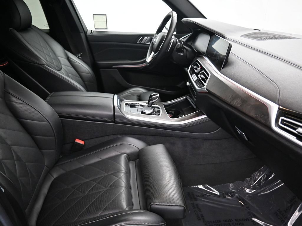 Used 2023 BMW X5 xDrive40i AWD/4WD image 12