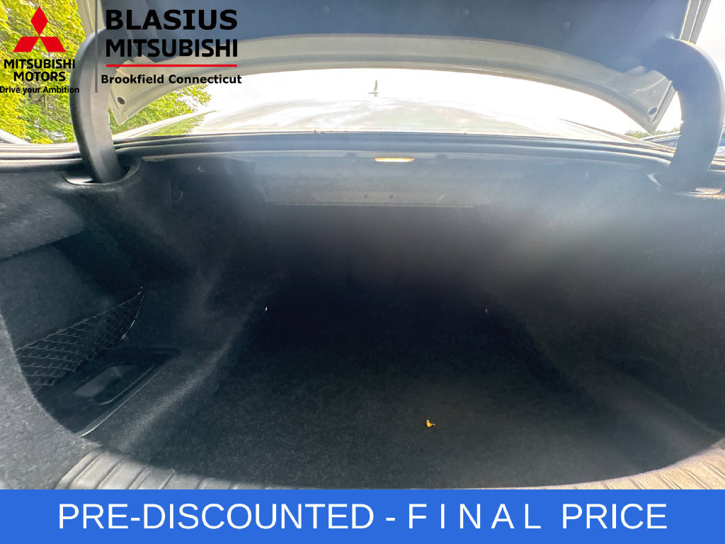 Used 2023 BMW 530i xDrive w/ Premium Package AWD/4WD image 37