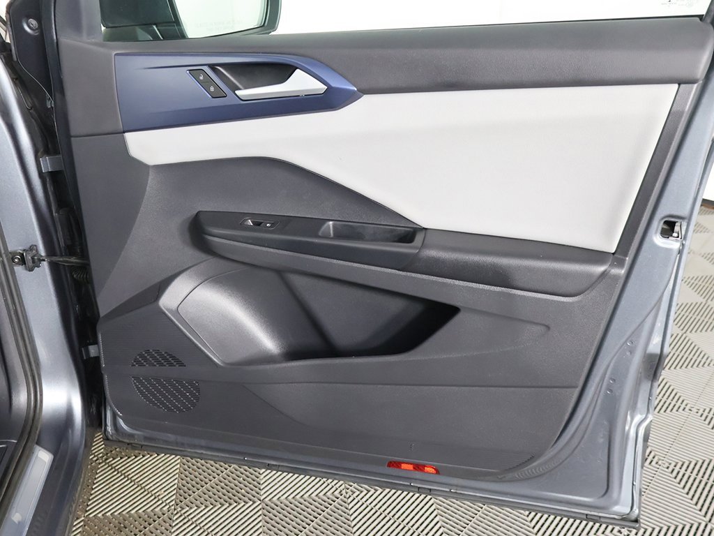 Used 2022 Volkswagen Taos SE image 24