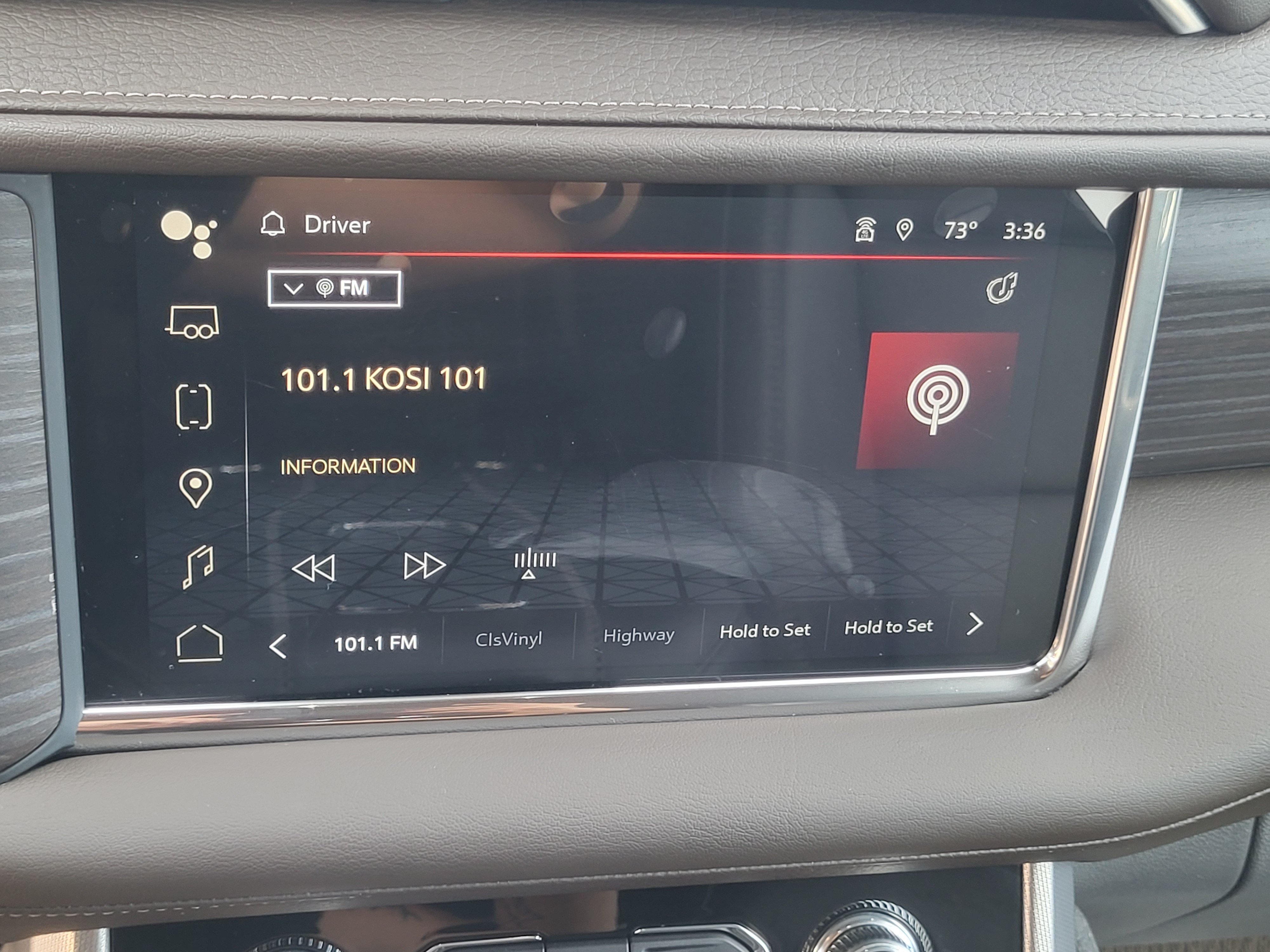 Used 2023 GMC Yukon Denali AWD/4WD image 16