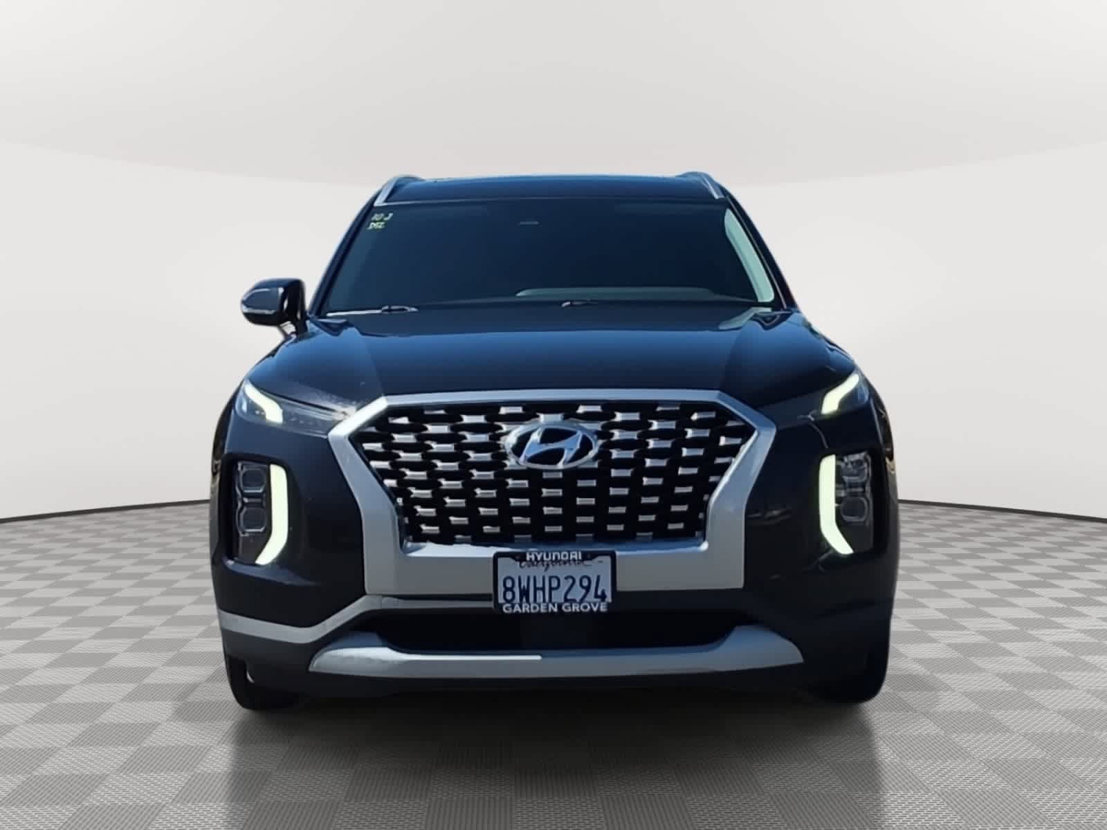 Used 2021 Hyundai Palisade SEL FWD image 2