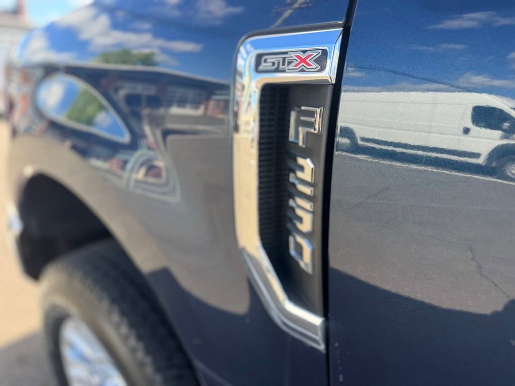 Used 2020 Ford F250 XL w/ STX Appearance Package AWD/4WD image 13