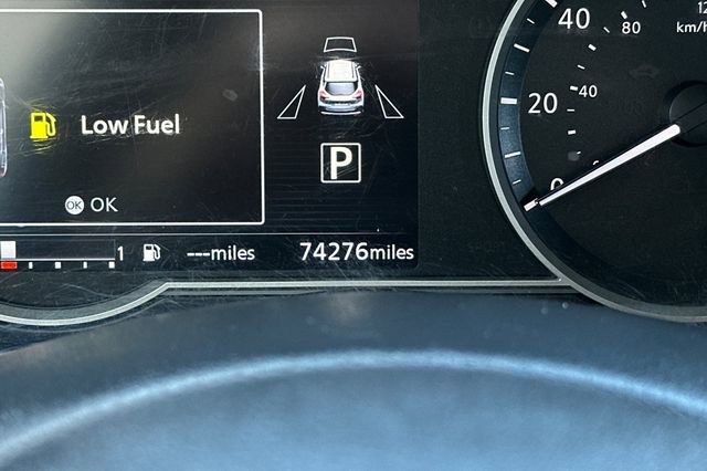 Used 2018 Nissan Kicks SV image 27