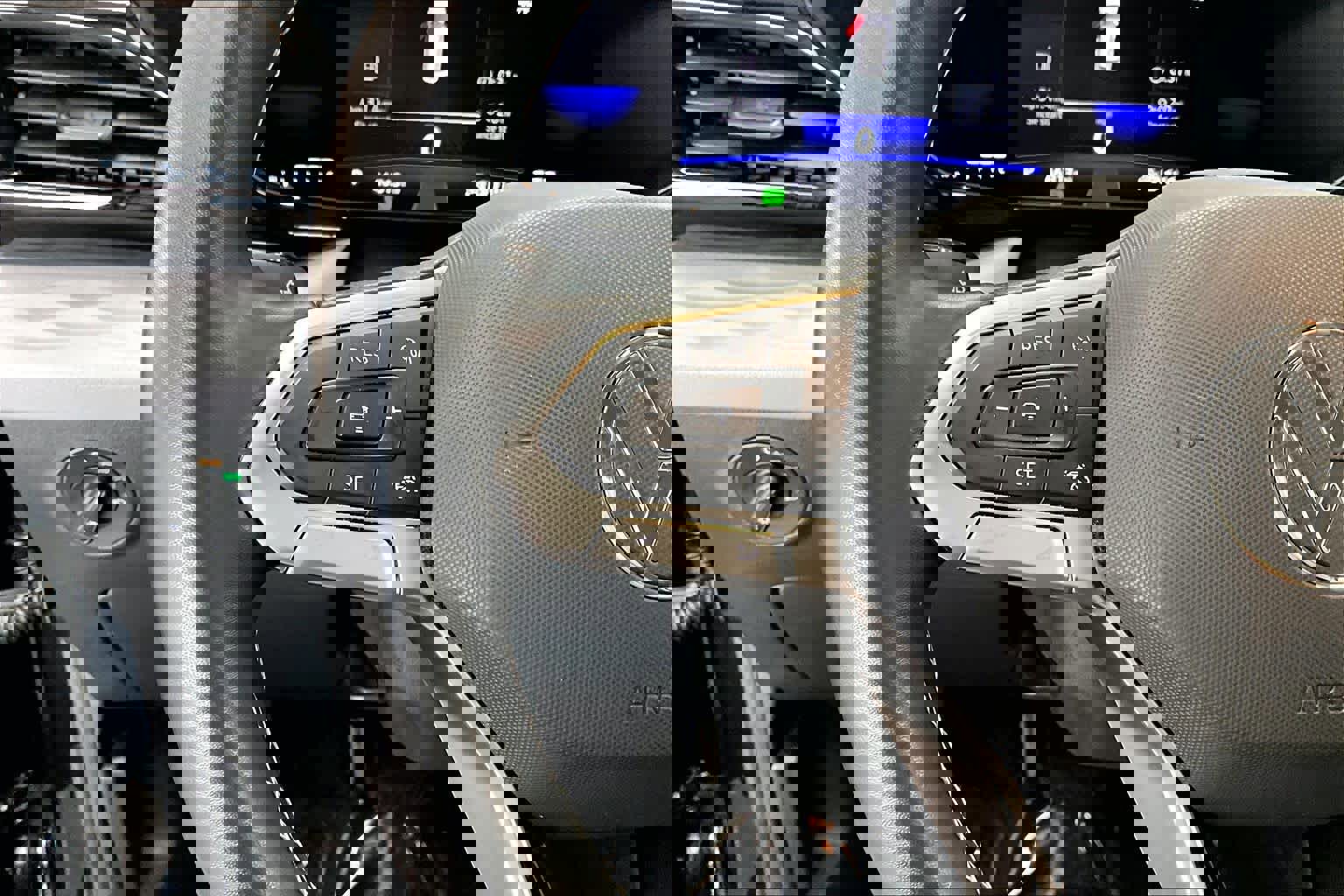 Used 2022 Volkswagen Taos S w/ IQ Drive S Package image 21