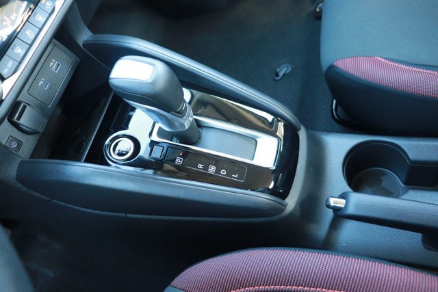 Used 2025 Nissan Versa SR w/ Trunk Package image 19