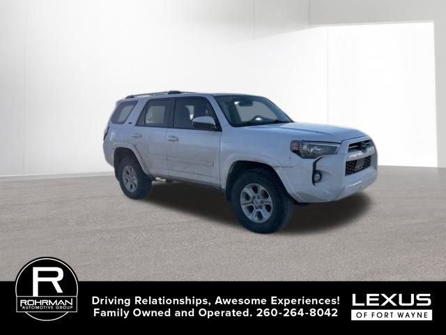 Used 2024 Toyota 4Runner SR5 image 6