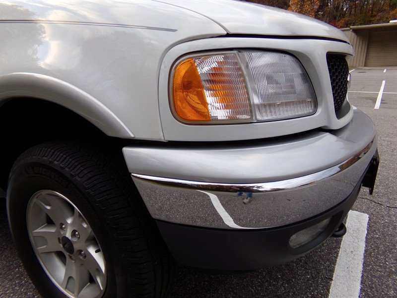 Used 2001 Ford F150 Lariat image 5