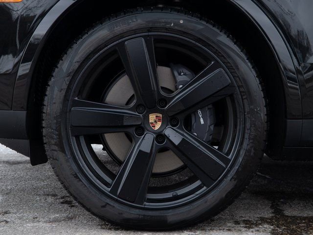 New 2026 Porsche Cayenne image 13
