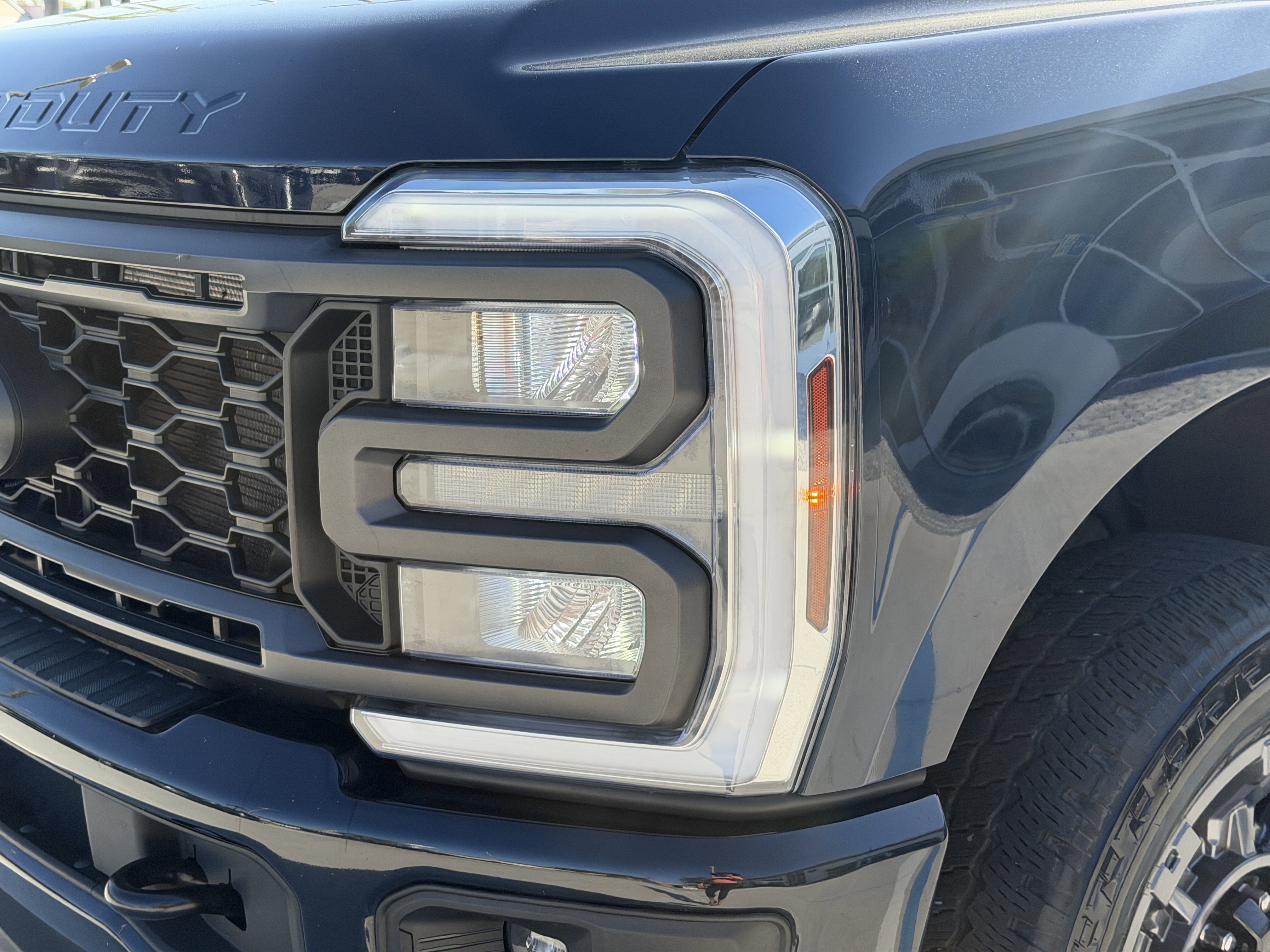 Used 2024 Ford F250 XLT w/ XLT Premium Package image 8