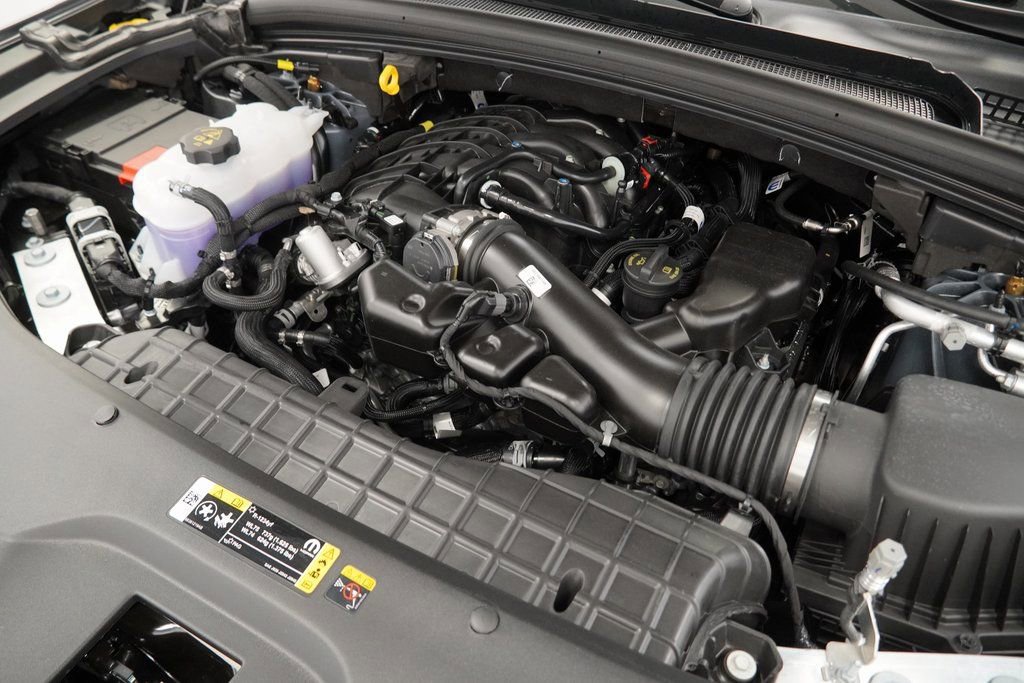 New 2025 Jeep Grand Cherokee L Overland w/ Trailer Tow Package image 40