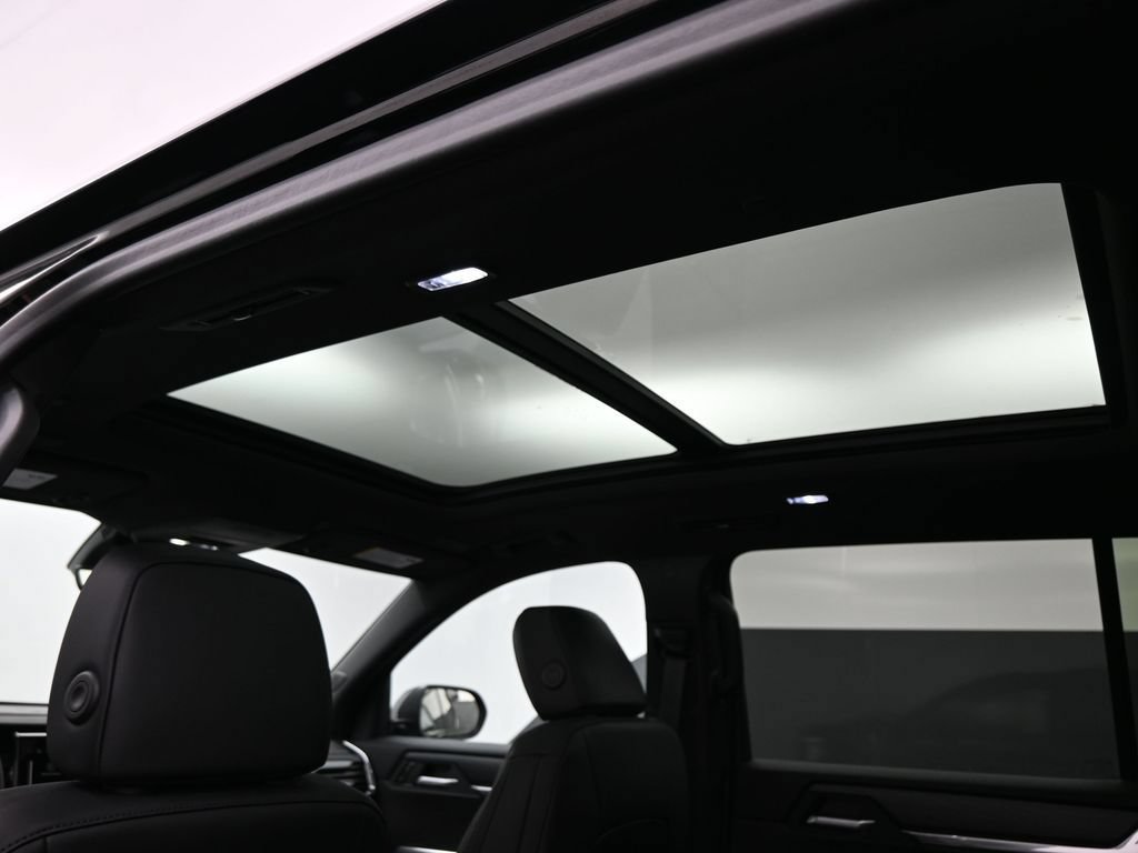 New 2026 GMC Acadia Elevation w/ Super Cruise Package FWD image 24