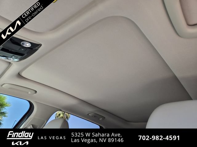 Certified 2025 Kia Sorento EX w/ Panoramic Sunroof Package AWD/4WD image 13