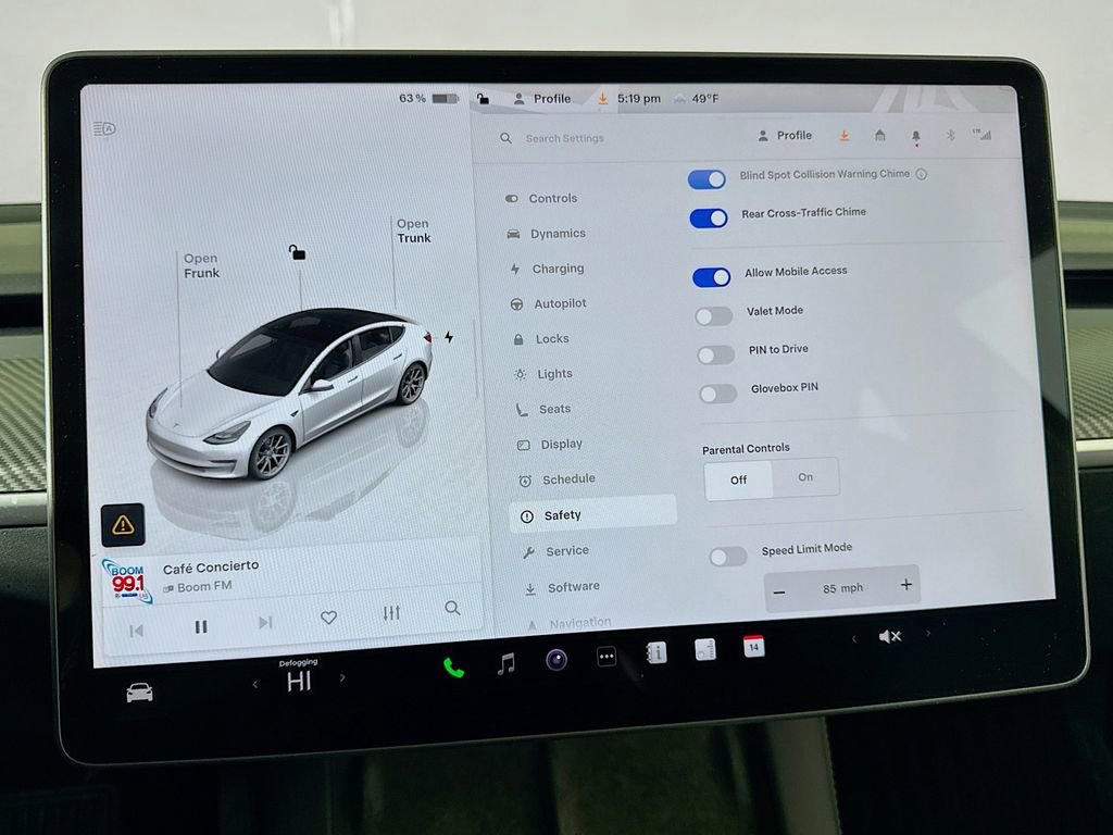 Used 2023 Tesla Model 3 Standard Range image 41