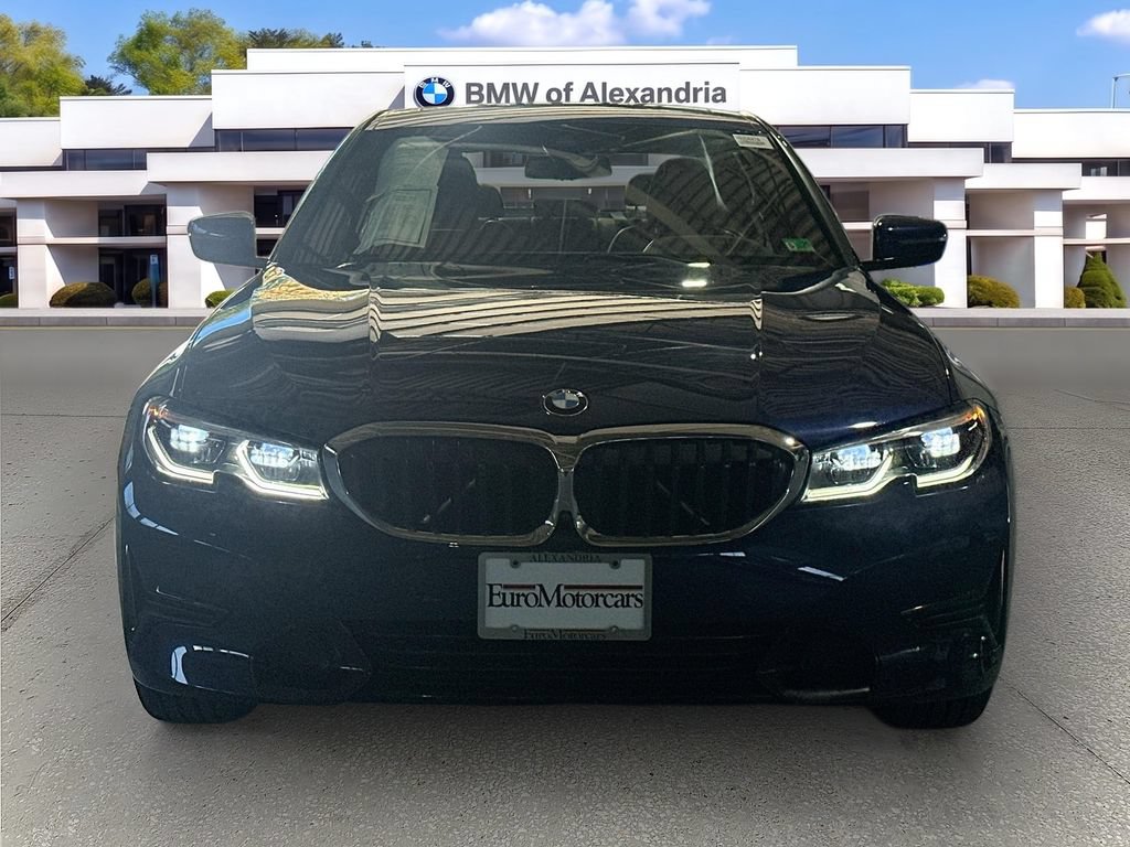 Used 2020 BMW 330i xDrive Sedan w/ Executive Package AWD/4WD image 2