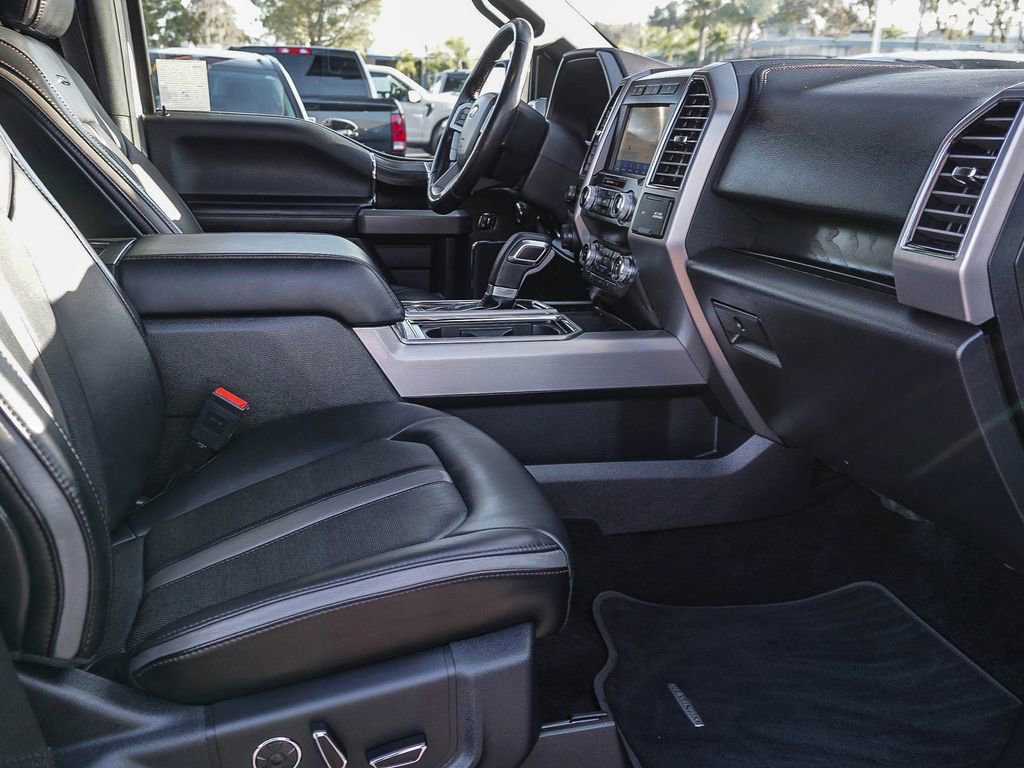 Used 2019 Ford F150 Platinum w/ Equipment Group 701A Luxury AWD/4WD image 13