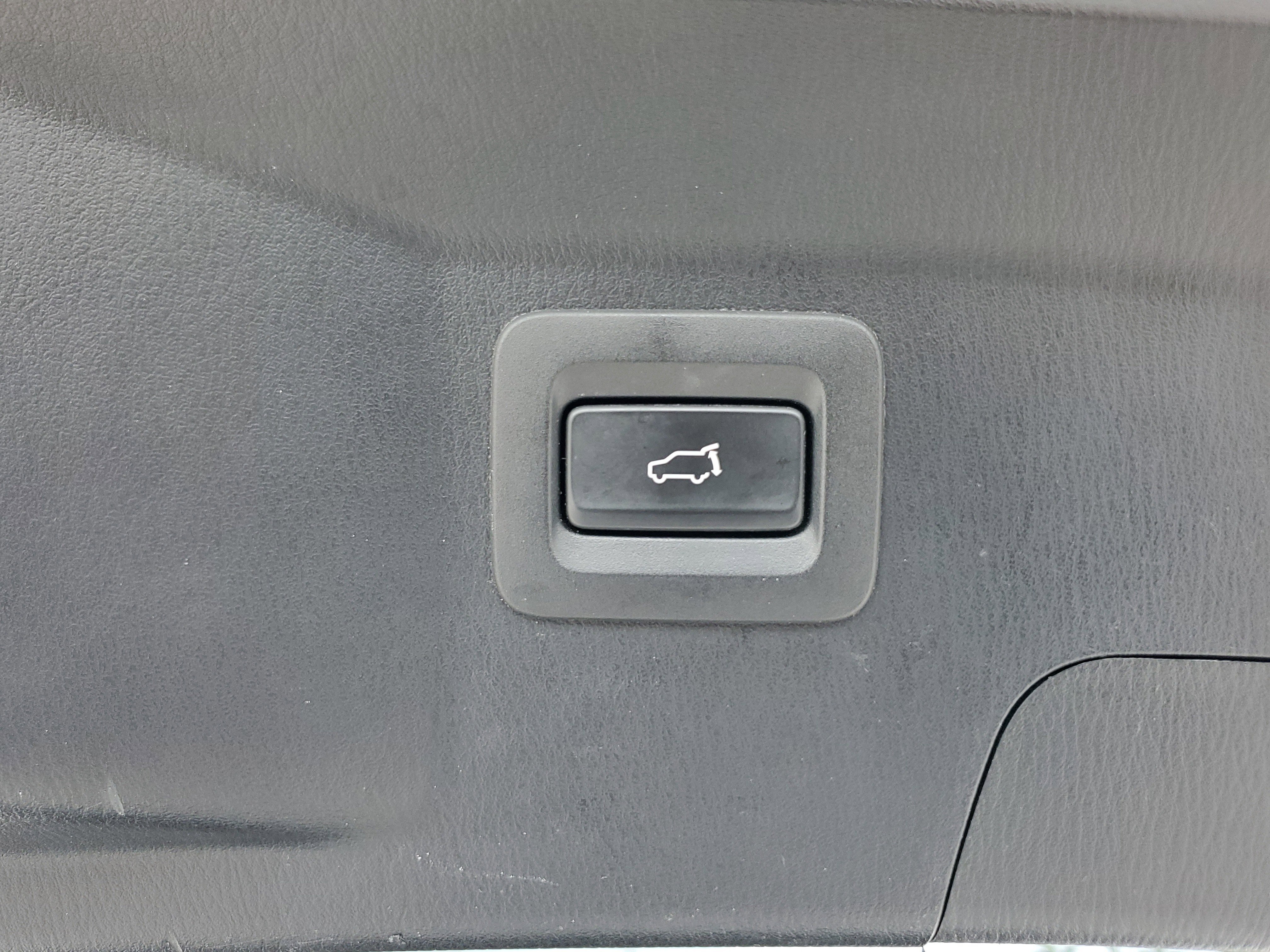 Used 2023 MAZDA CX-9 Touring Plus AWD/4WD image 12