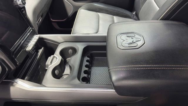 Used 2020 RAM 1500 Laramie RWD image 25
