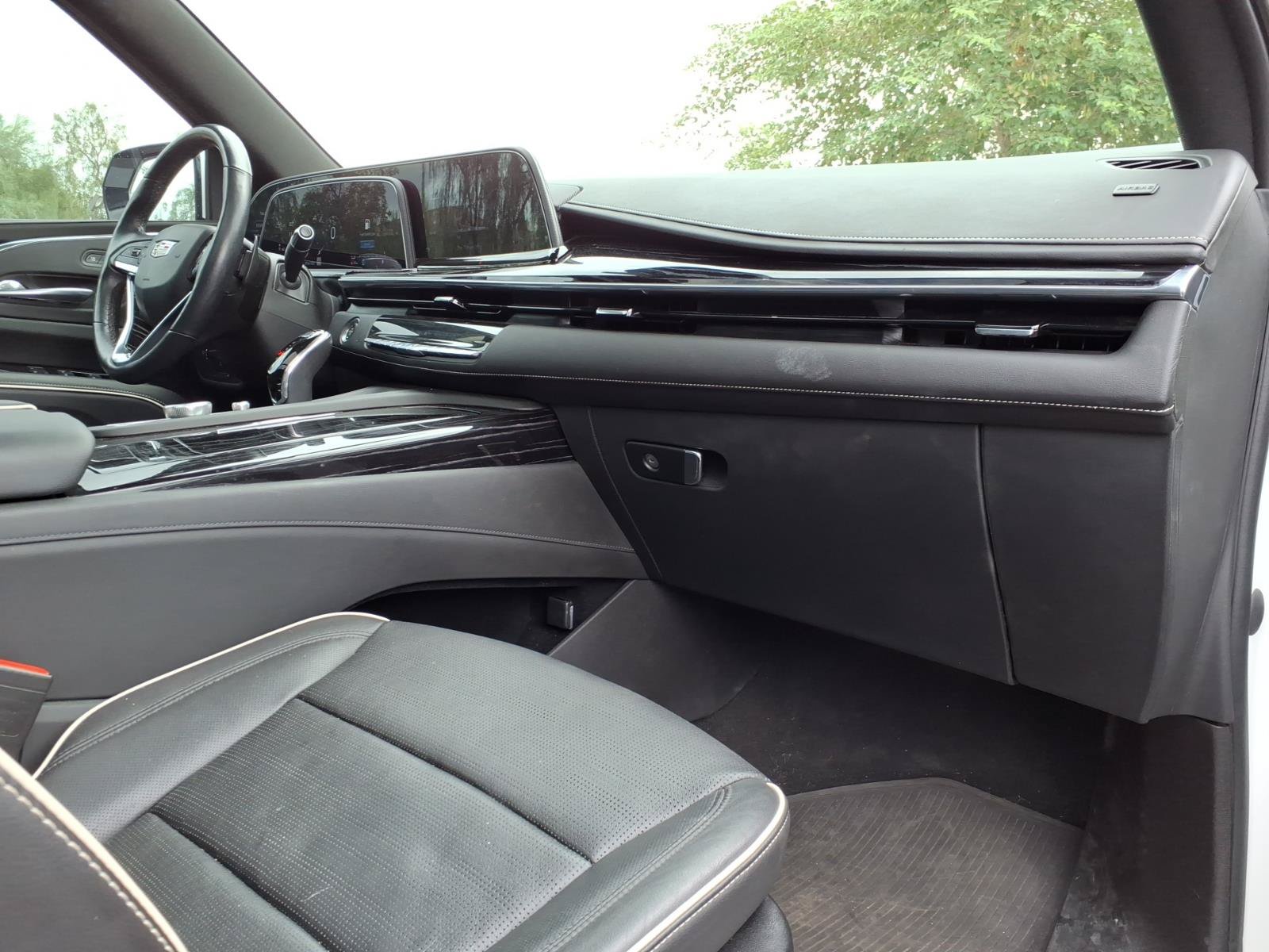 Used 2021 Cadillac Escalade Sport w/ Driver Assist Tech Package AWD/4WD image 11