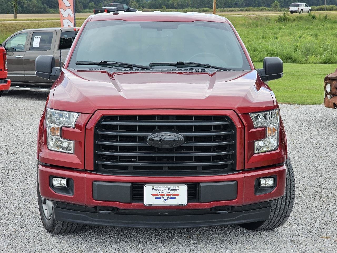 Used 2017 Ford F150 XLT w/ Equipment Group 302A Luxury AWD/4WD image 3