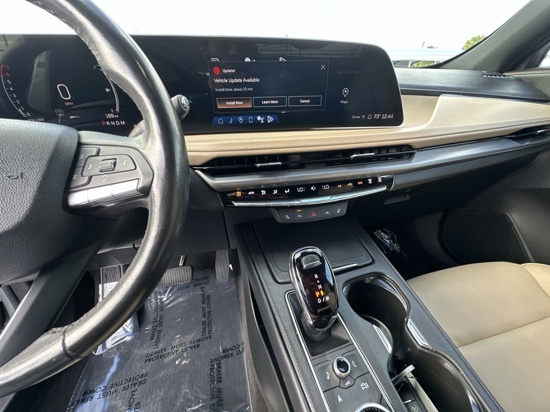 Used 2024 Cadillac XT4 Luxury w/ Cold Weather Package image 24