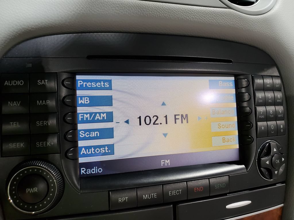 Used 2008 Mercedes-Benz SL 550 image 25