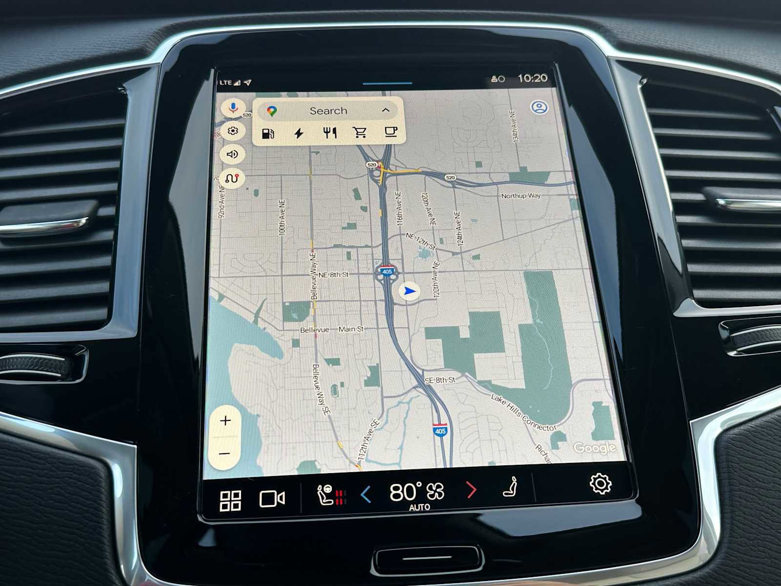 Used 2025 Volvo XC90 T8 Plus w/ Protection Package Premier image 28