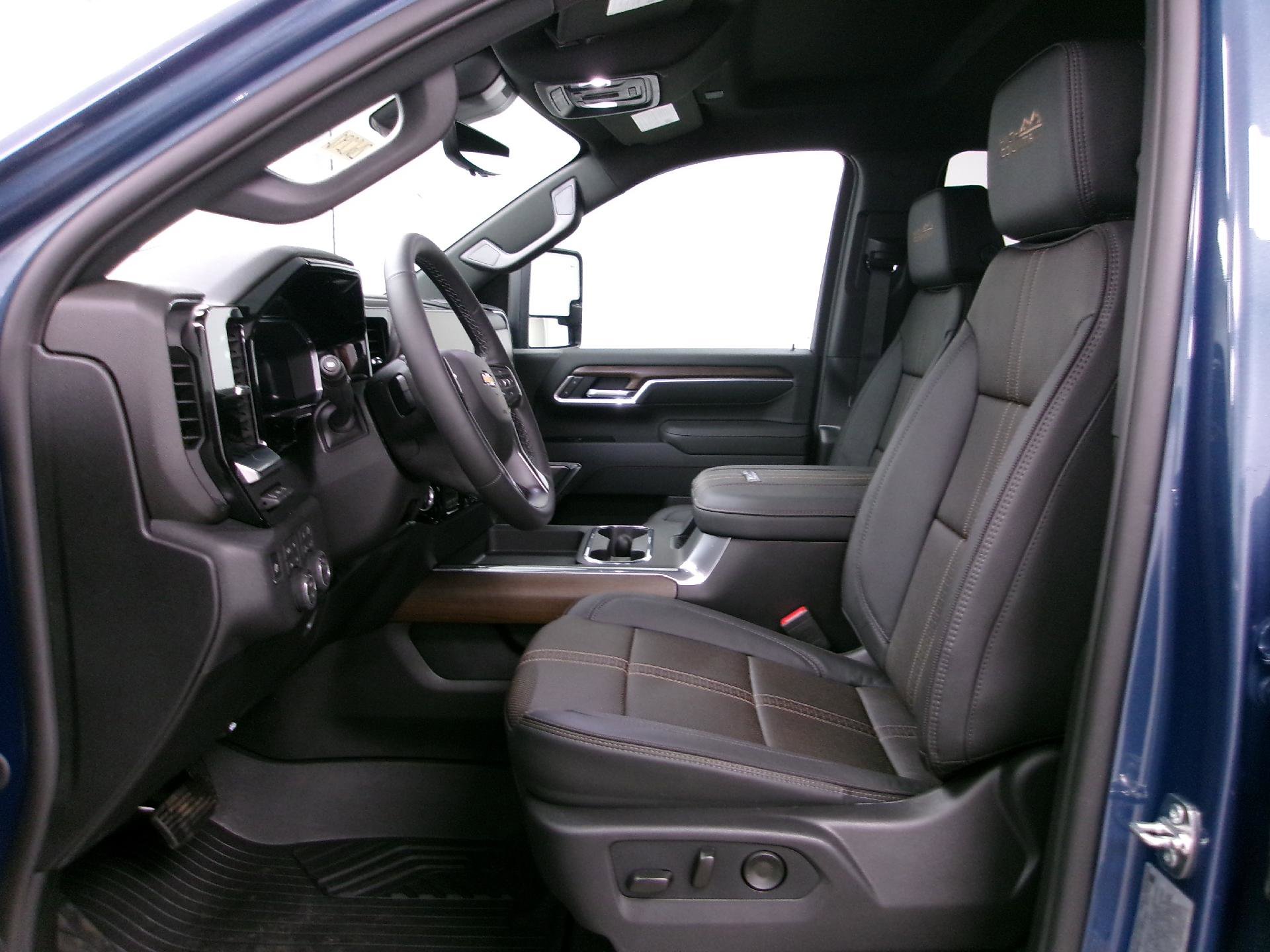 New 2026 Chevrolet Silverado 2500 High Country image 8