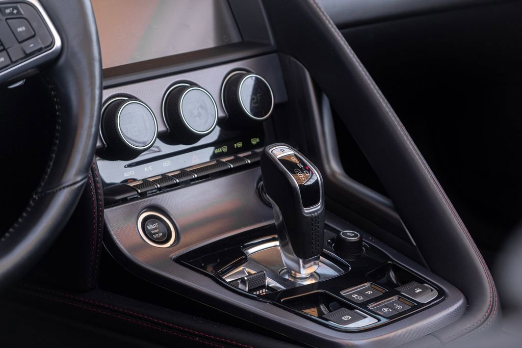 Used 2021 Jaguar F-TYPE Convertible image 29