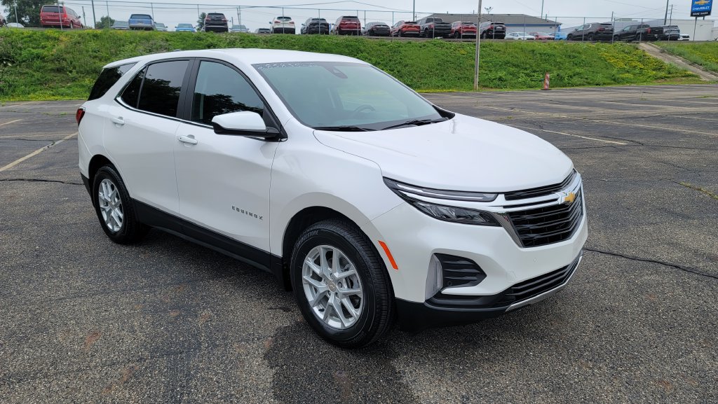 Used 2022 Chevrolet Equinox LT AWD/4WD image 16