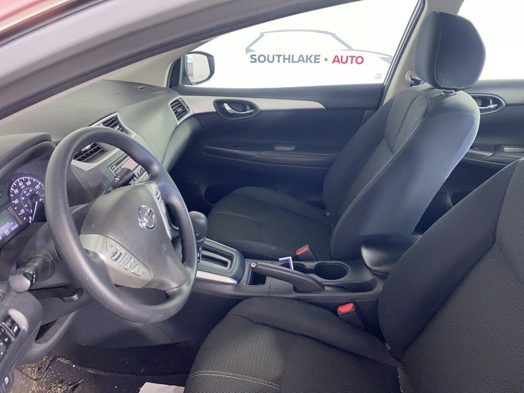 Used 2016 Nissan Sentra S image 12