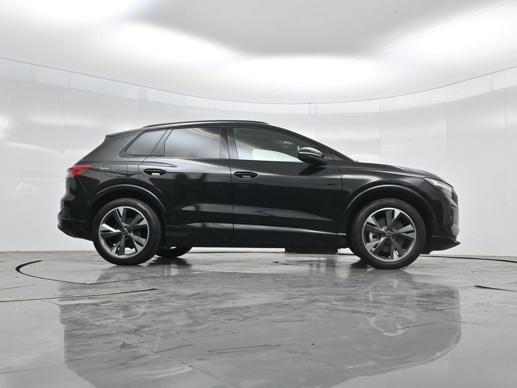 Used 2024 Audi Q4 e-tron Premium Plus w/ Premium Plus AWD/4WD image 47