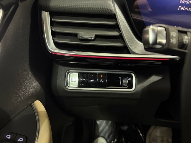 New 2026 Buick Envision Preferred AWD/4WD image 19