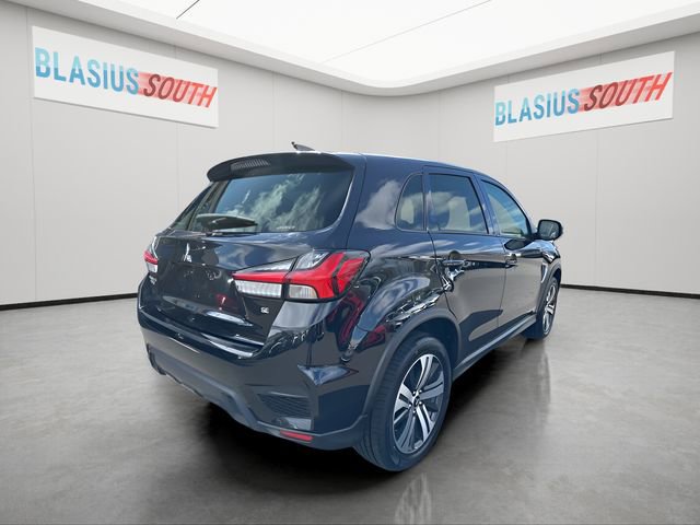 Used 2025 Mitsubishi Outlander Sport SE image 3
