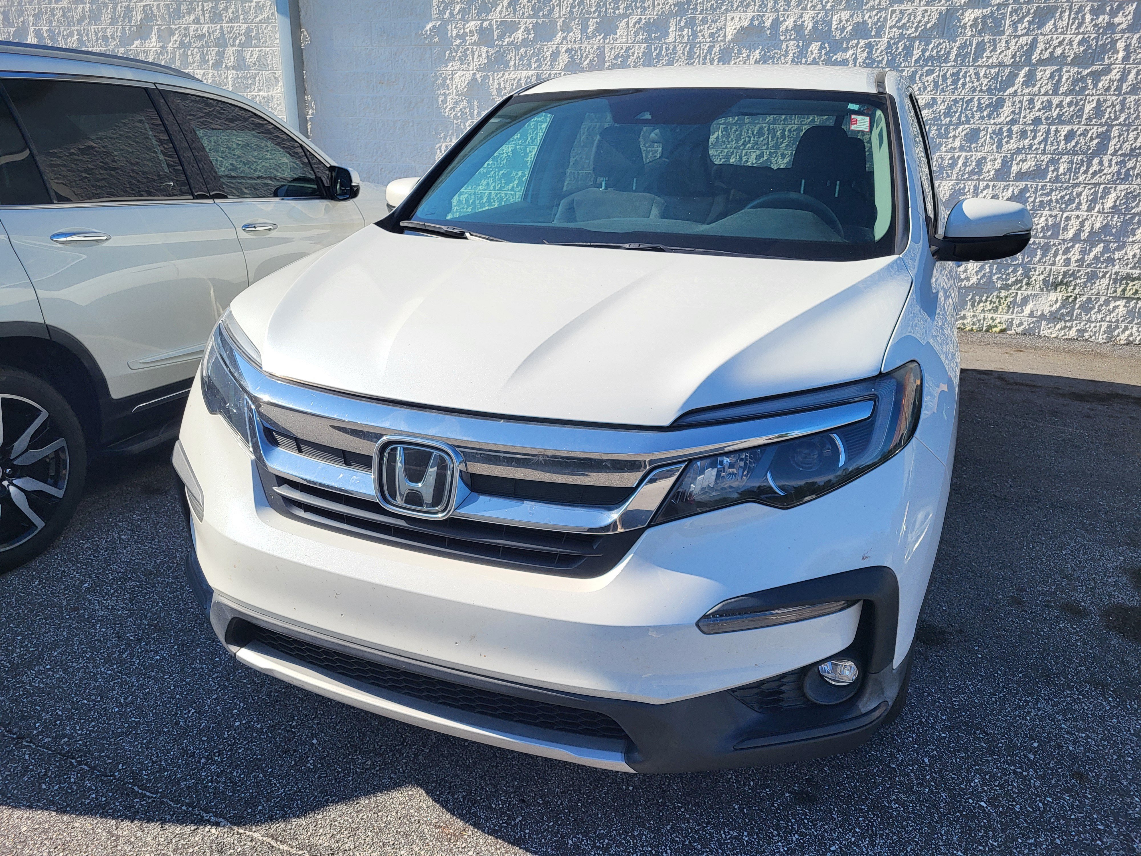 Used 2021 Honda Pilot EX image 2