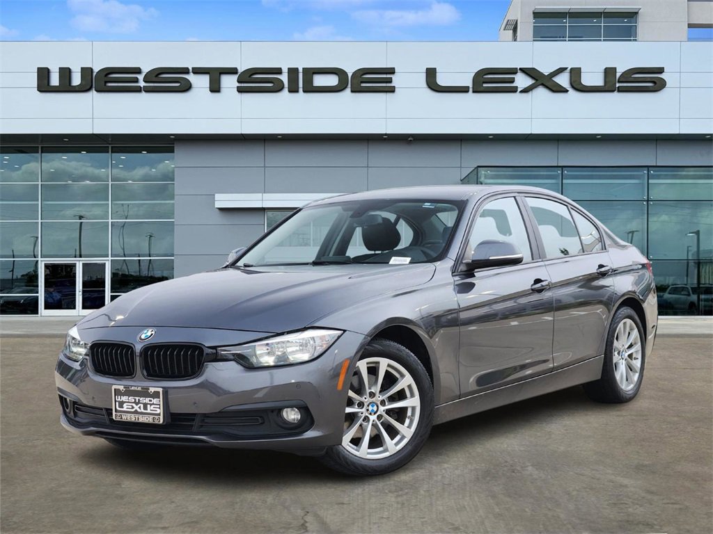 Used 2016 BMW 320i Sedan image 1
