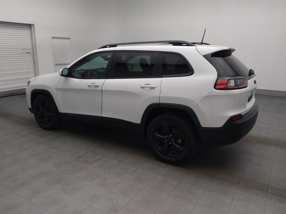 Used 2021 Jeep Cherokee Latitude FWD image 3