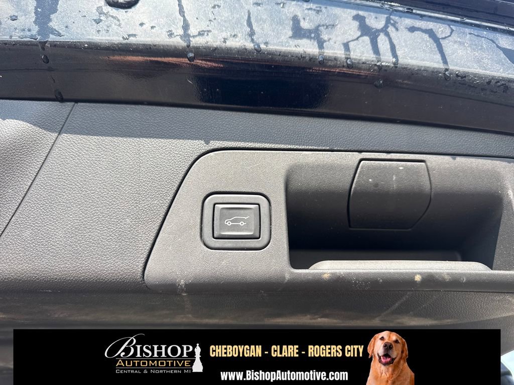 Used 2023 Buick Envision Preferred AWD/4WD image 22
