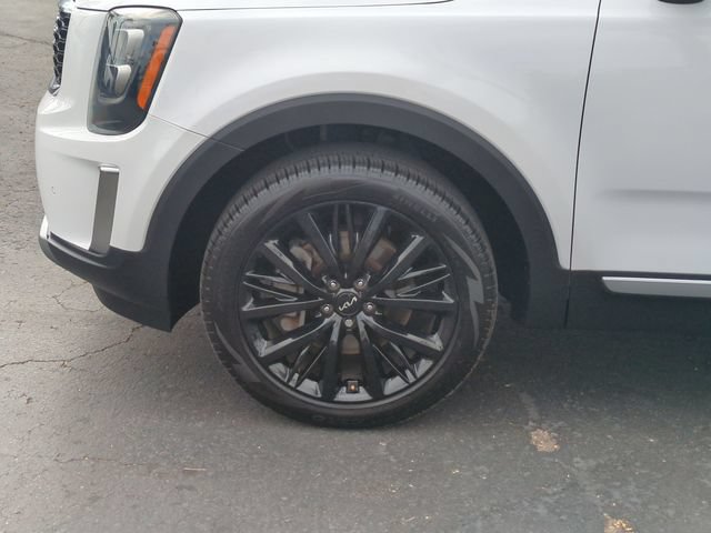 Certified 2022 Kia Telluride SX w/ Towing Package FWD image 11