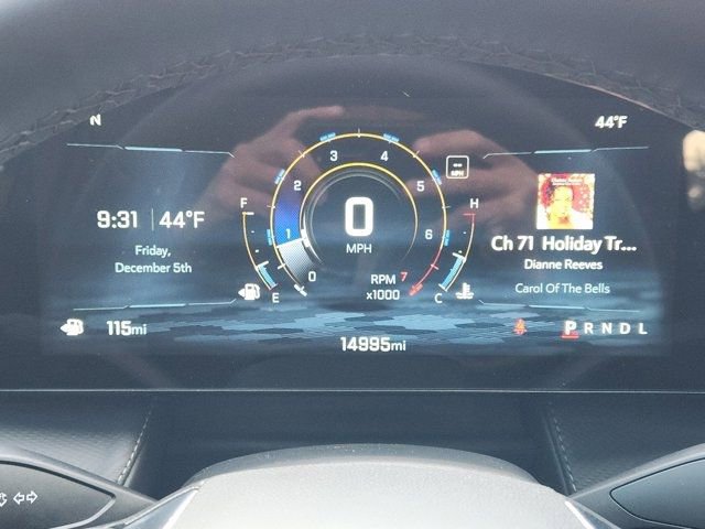 Used 2025 Chevrolet Equinox LT w/ Safety and Technology Package image 7