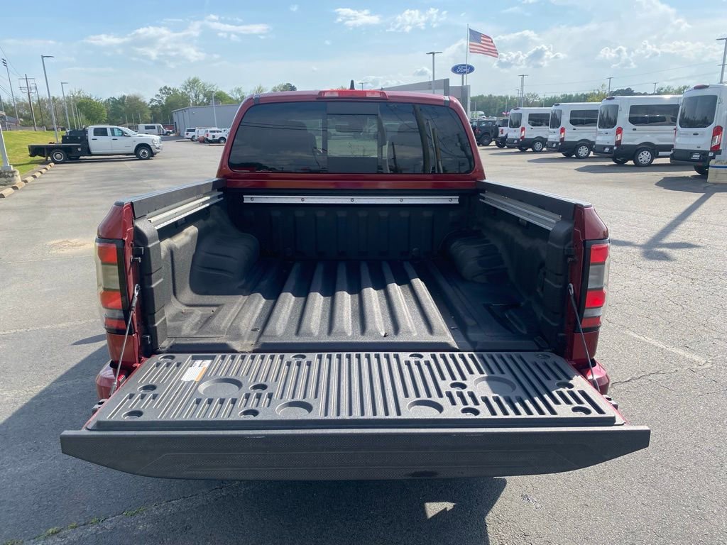 Used 2024 Nissan Frontier SL w/ Technology Package image 9