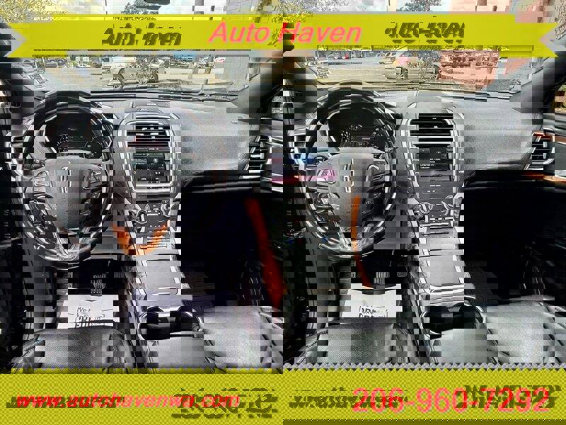 Used 2016 Lincoln MKX Reserve w/ Equipment Group 102A image 11