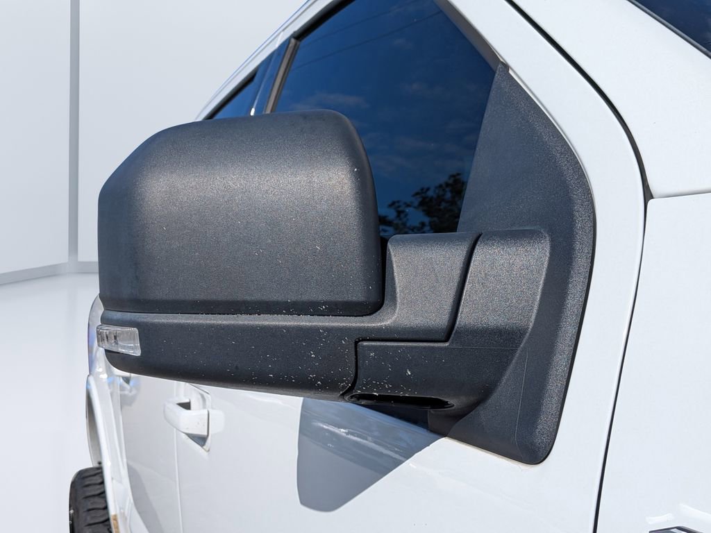 Used 2017 Ford F150 XLT w/ Equipment Group 302A Luxury image 11