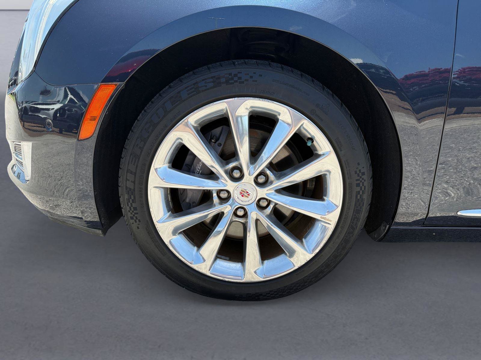Used 2014 Cadillac XTS Luxury w/ Driver Awareness Package FWD image 13