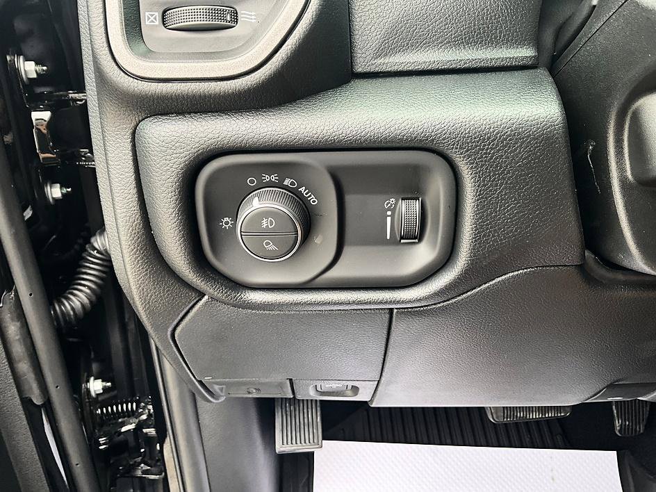 New 2026 RAM 2500 Tradesman AWD/4WD image 15